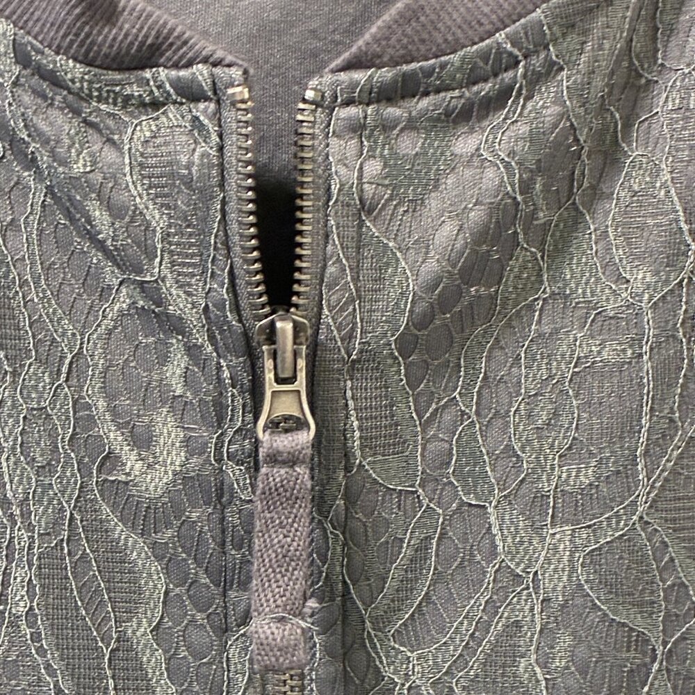 EVY'S TREE The Fiona Lace Gray Zip Front Bomber Style Long Sleeve Jacket 1X - Picture 9 of 13